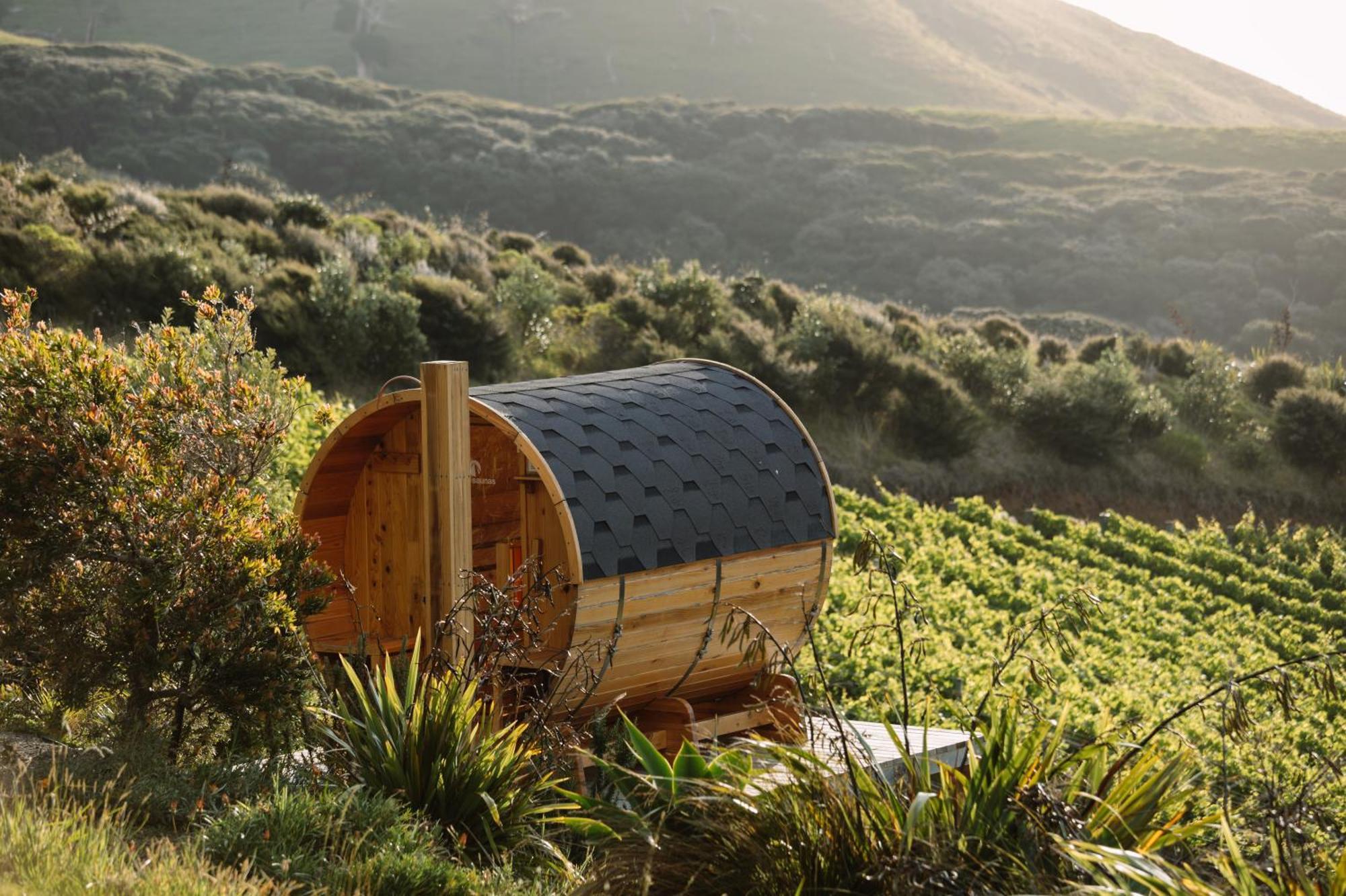 Barrique Studio With Sauna At Barrelled Wines 라글란 외부 사진